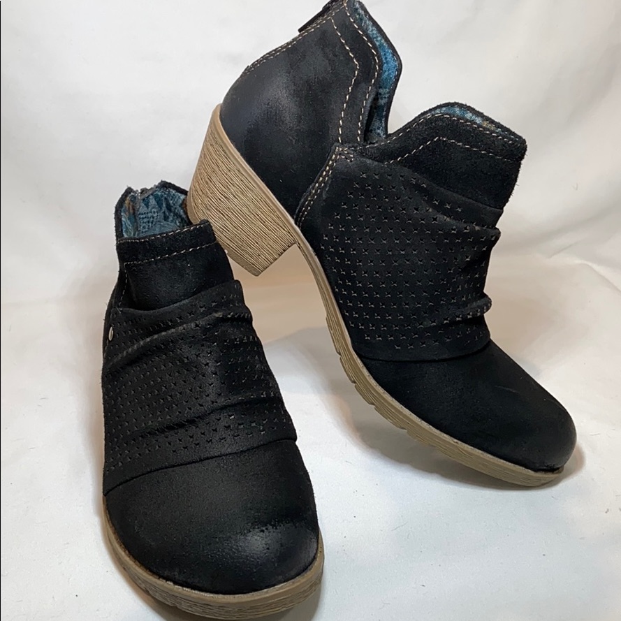 Earth Origins Suede Booties W/ Perforatedruching 6